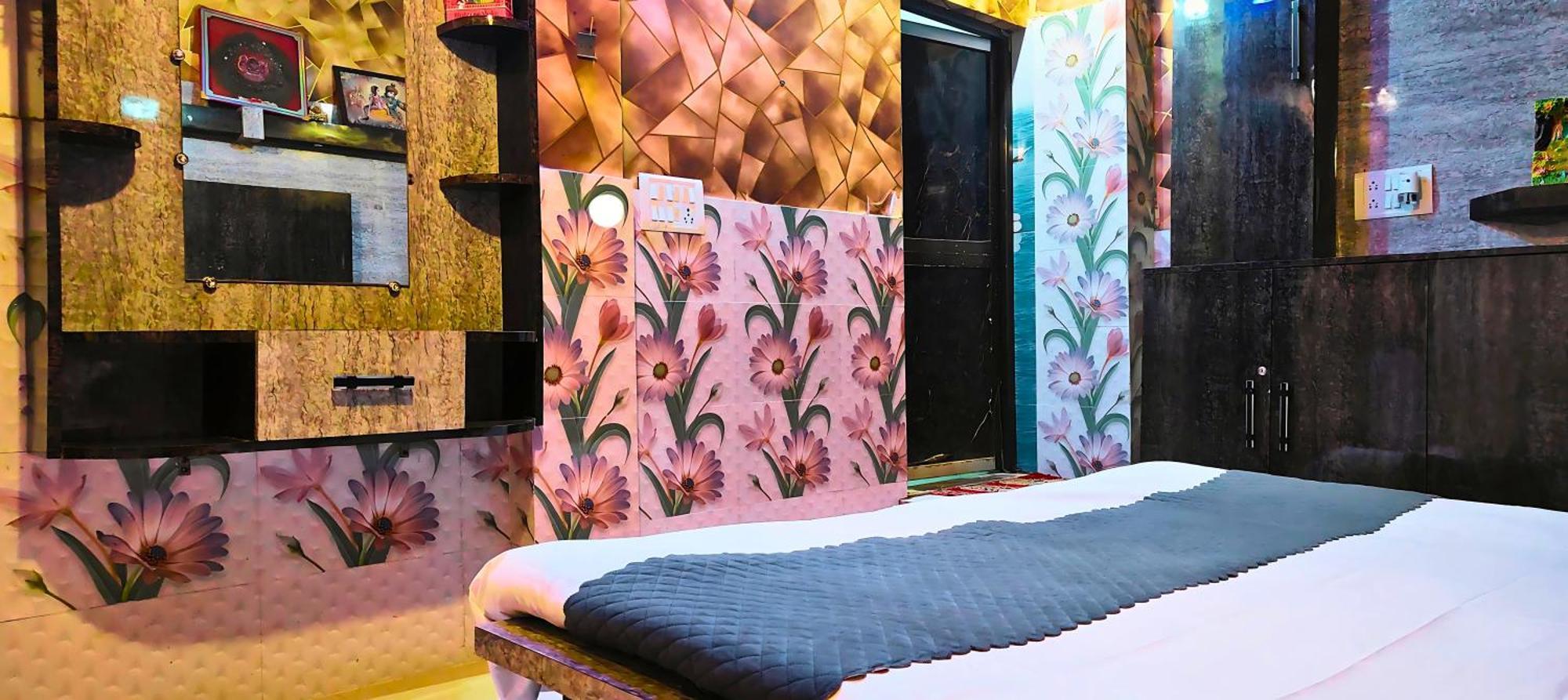Ramayana Grand Hotel Ayodhya Ngoại thất bức ảnh