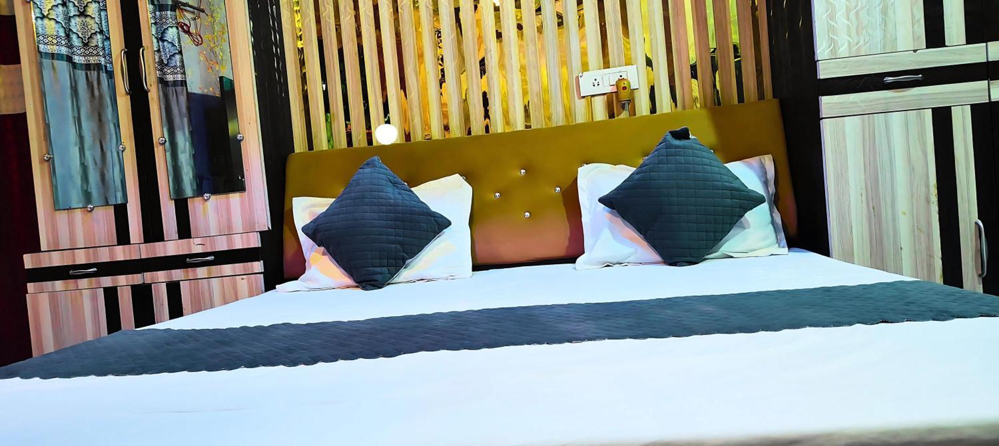 Ramayana Grand Hotel Ayodhya Ngoại thất bức ảnh