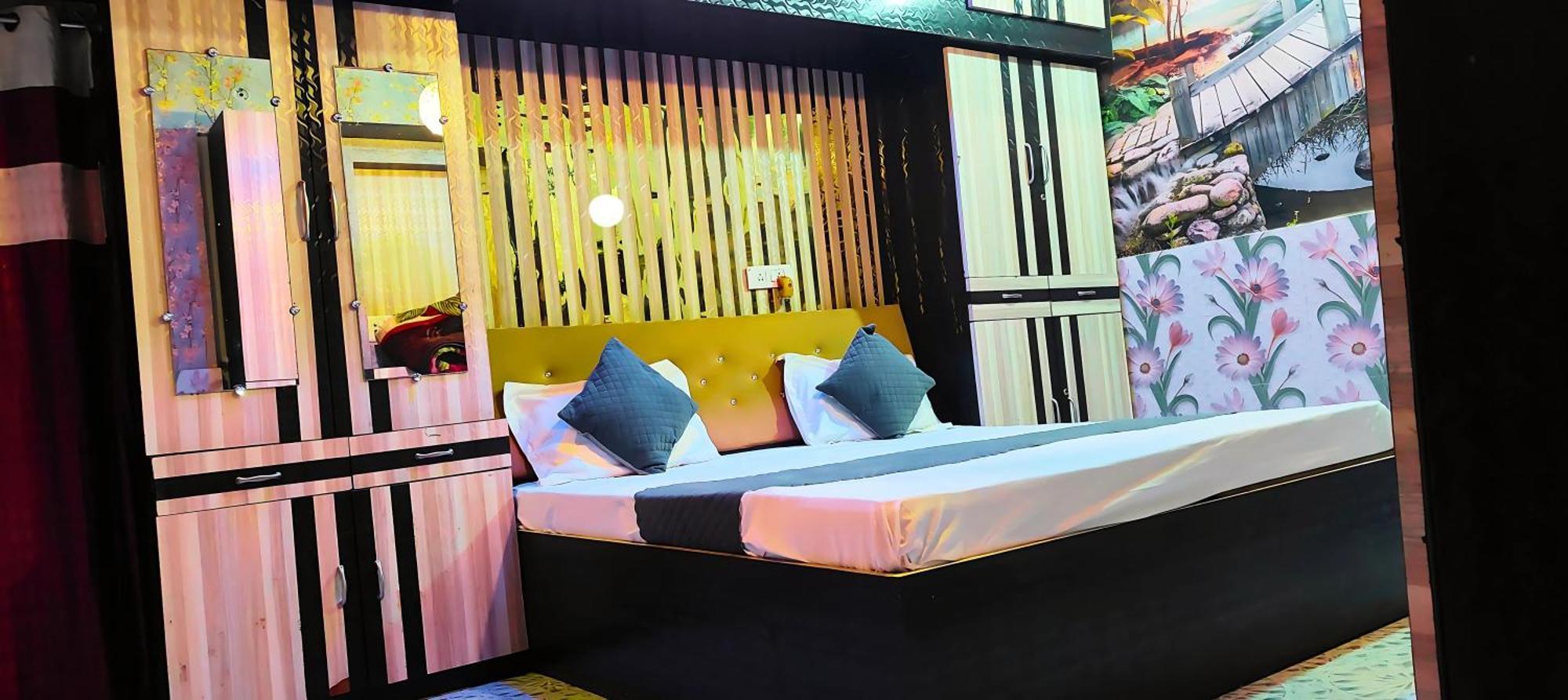 Ramayana Grand Hotel Ayodhya Ngoại thất bức ảnh